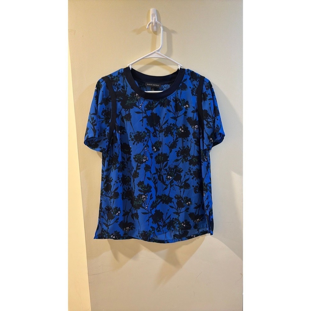 Banana Republic Cobalt Blue & Black Short Sleeve Blouse Sz S Career Floral